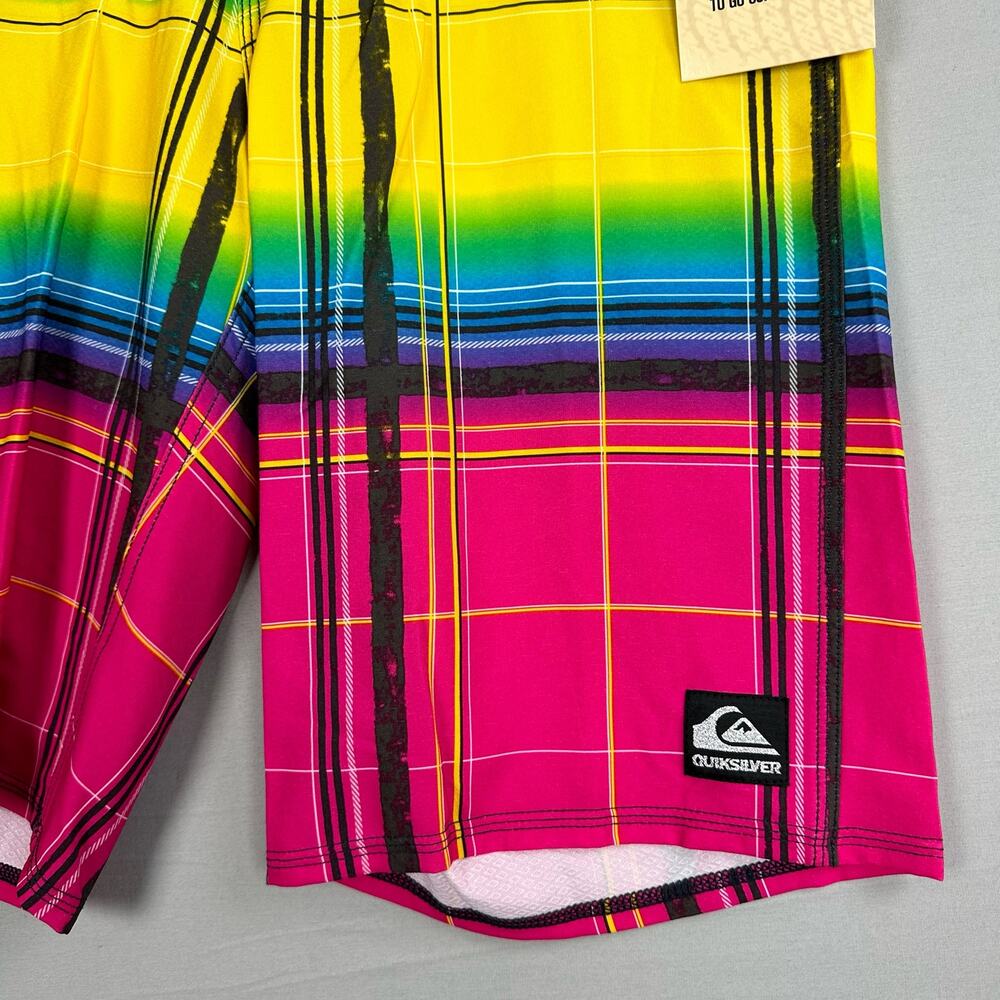 Quiksilver Men’s 30 Cypher Wonderland Board Shorts Stretch Cargo Plaid - Picture 6 of 11